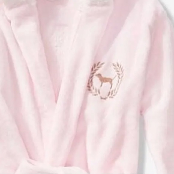 PINK VICTORIA SECRET BATH ROBE - Picture 12 of 12